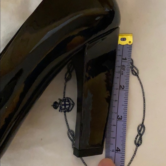 β€οΈAuthentic Prada heels - Picture 8 of 10